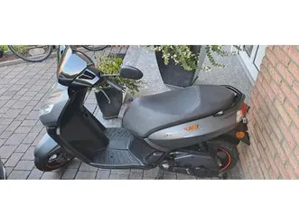 peugeot kisbee rs 50 cc