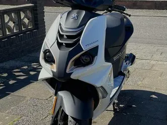 peugoet speedfight 4