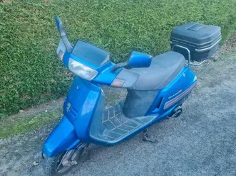 peugeot sv 50 roller wurde viel erneuert