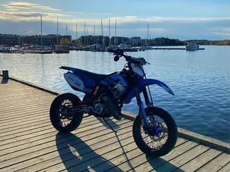 juuri remontoitu (aito valkokilpi)