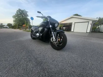 suzuki intruder r1800m