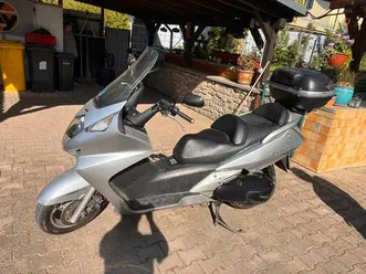 honda silverwing 600