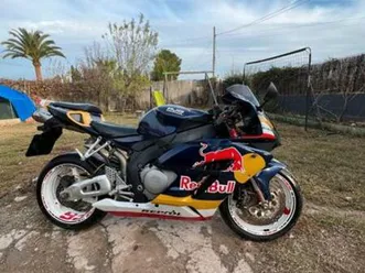 honda - cbr 1000 fireblade