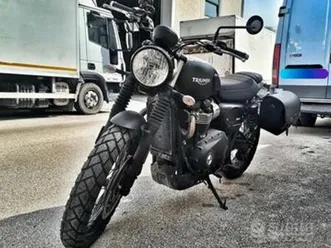 triumph street scrambler 900 cc