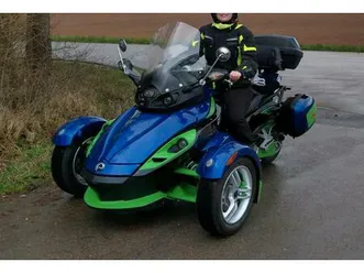 sehr gepflegte can am spyder bj 2011