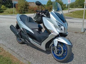 suzuki burgman 400