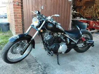 suzuki intruder 125 bobber