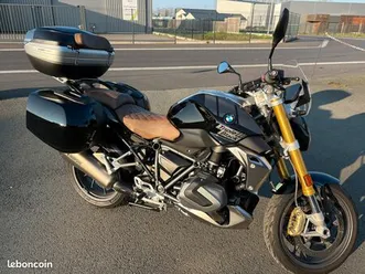 bmw r1250r triple black finition pro +akrapovic+garantie 05/2028 – 2 824km