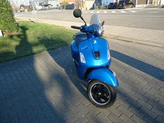 ② vespa gts 125