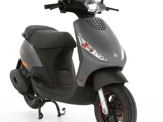 ② piaggo zip 0km - nieuw!! 45km/u b-klasse