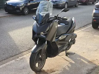 yamaha xmax 125 tech max
