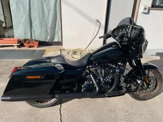 street glide st 2022