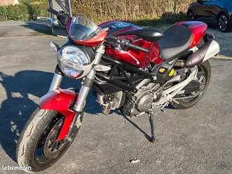 vends ducati 696