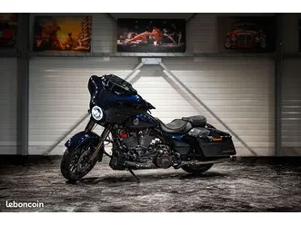 harley-davidson cvo street glide flhxse 117 106ch 1ère main fr / full options / jekill & hyde / poignées chauffantes / bleu steel & scorched chrome