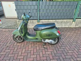 vespa gts 125