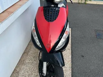 piaggio zip