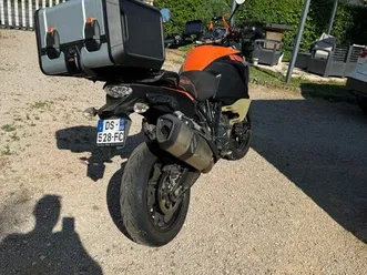 ktm adventure 1050