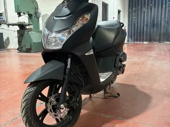 scooter kisbee black edition