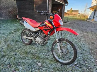 ② honda xr 125 l 2004