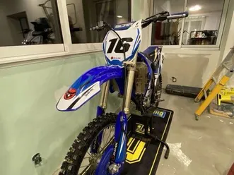 250 yzf pièce ou complète