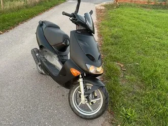 aprilia sr50 roller 50km/h fahrbereit luftgekühlt