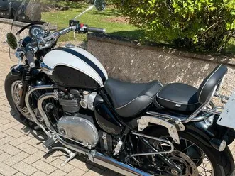 triumph speedmaster 1200