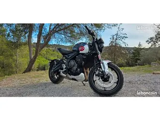 triumph trident triple 660 tribute (série limitée)