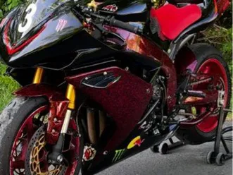 yamaha r1 2008 piste ( av c.grise )