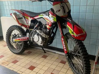 motocross 250 cc édition limitée comme neuf