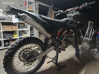 moto enduro cross gasgas 250 cc