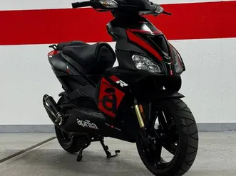 aprilia sr 50 cm3 1000 km, 2019 god.