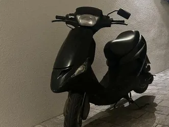 peugeot zenith roller/mofa