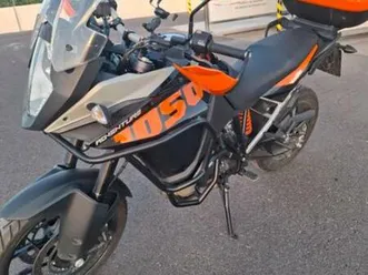 ktm - 1050 adventure