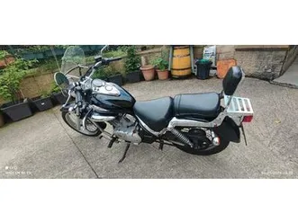suzuki - intruder 125