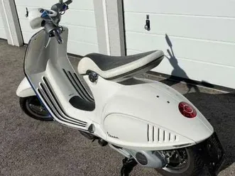 vespa 946