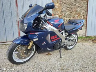 900 cbr