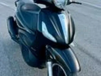 piaggio beverly 300 police