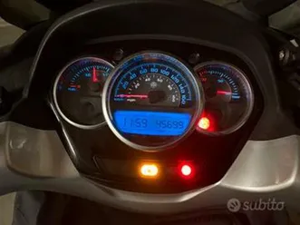 mp3 300 yourban 2011