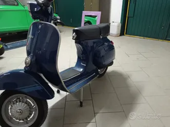 vespa primavera et3