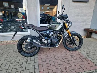 triumph scrambler 400 x 1.inspektion ist durchgeführt