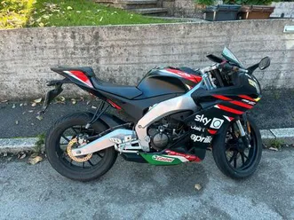 aprilia rs 125 replica