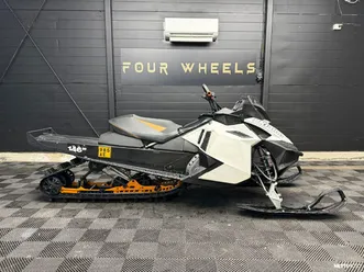 800etec 146u201d/freeridealusta/isolla rahalla laiteltu