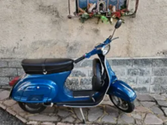 vespa primavera et3
