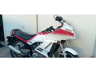 yamaha xz 550