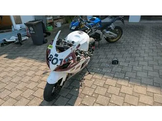 suzuki gsxr 600 racebike rennmotorrad rennstrecke bastlerfahrzeug