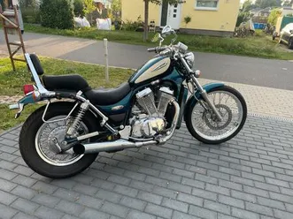 verkaufe suzuki intruder vs 800