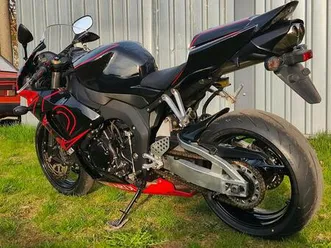 honda fireblade cbr 1000 rr