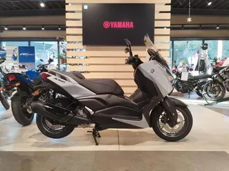 yamaha xmax 300 tech max+ *modell '25*