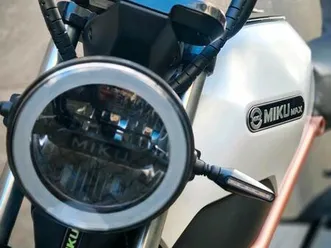 *sunra miku maxxx 2000 watt*