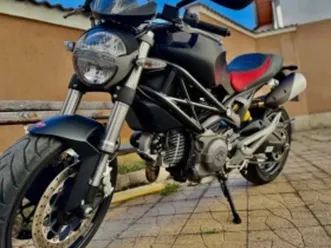 ducati monster 696 abs